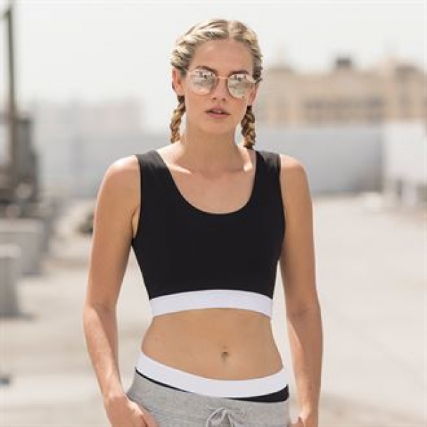 Women's fashion crop top