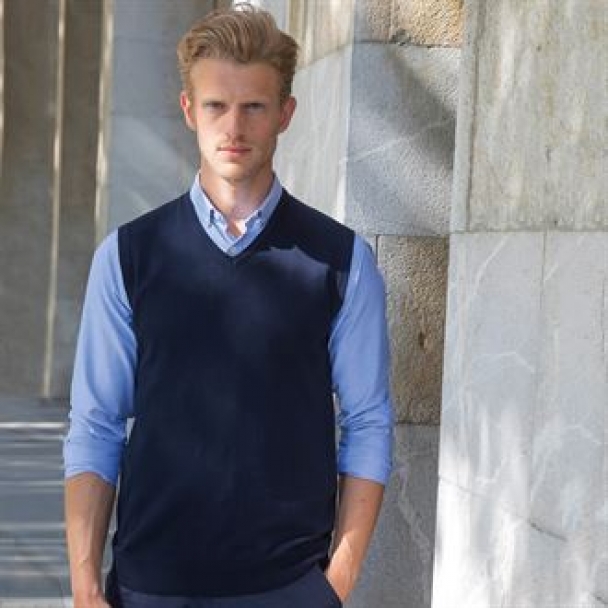 Sleeveless v-neck jumper